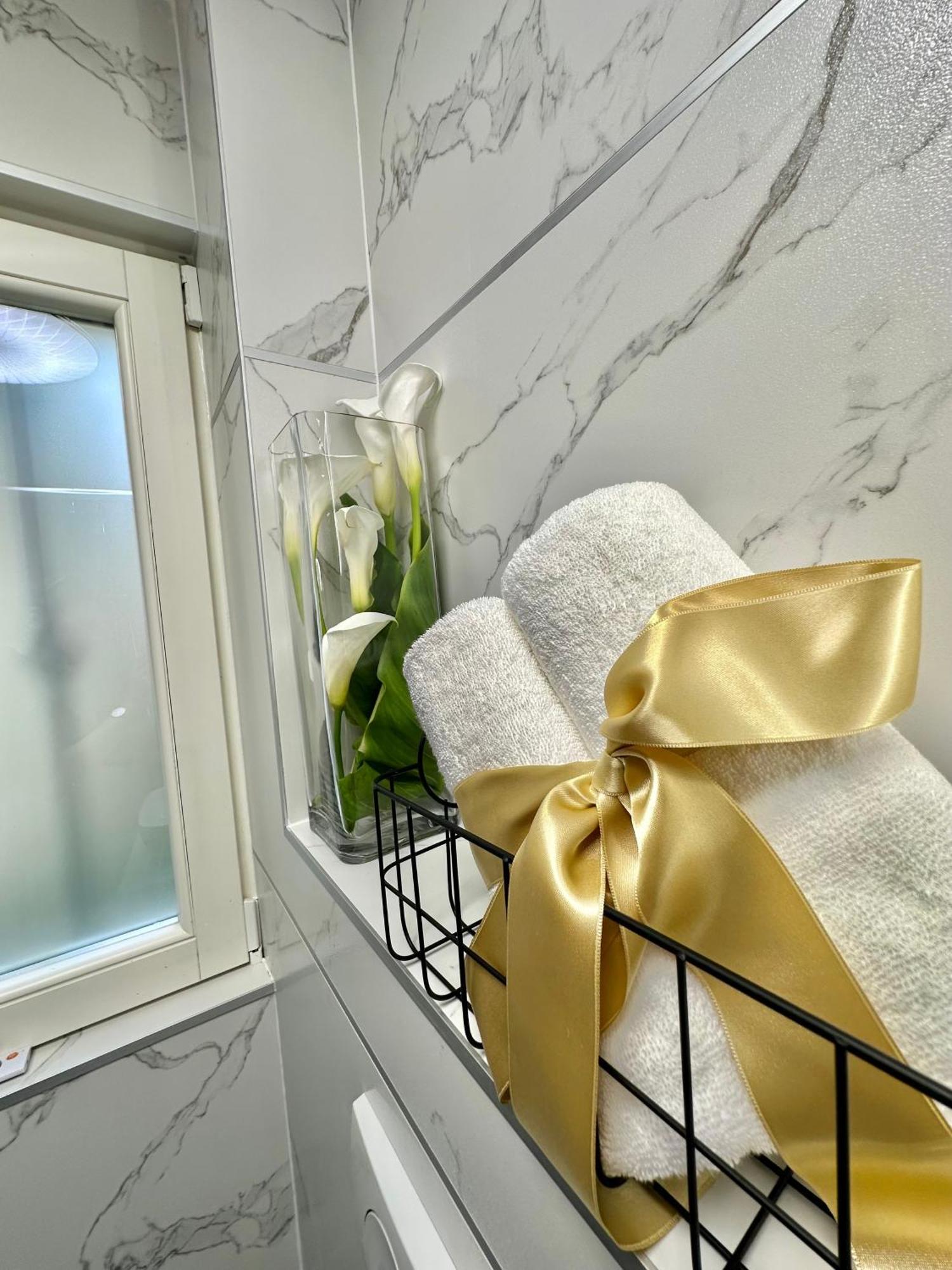 Diocletian Wine Studio Apartment Split Bagian luar foto
